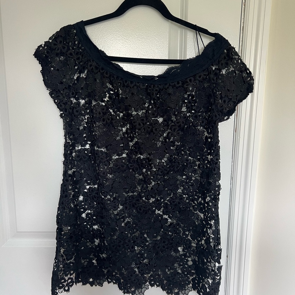 Chic Black Lace Blouse for Women